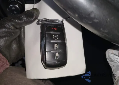 2022 Ram 1500 Big Horn Quad Cab 4X4 6'4 Box from USA, damaged, VIN 1C6SRFBT2NN161749